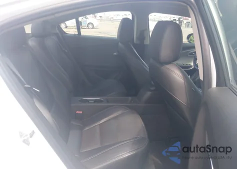 2012 Chevrolet Volt z USA, uszkodzony, nr VIN 1G1RD6E44CU116172